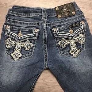 Miss Me Bedazzled Jeans Size 26